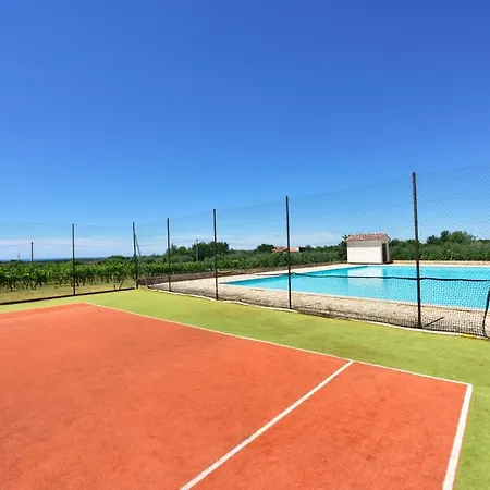 Apartament Alavanda - App S Bazenom Poreč